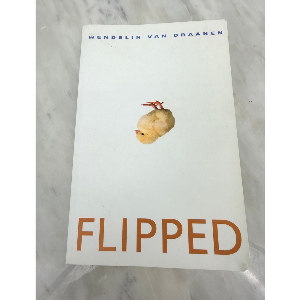 Flipped by Wendelin Van Draanen Paperback Young Adult Romance Novel 0375825444